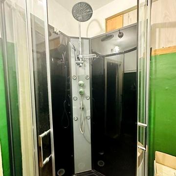 Довгострокова оренда 1к Квартира Олександра Довженка (Ленінградська) вулиця