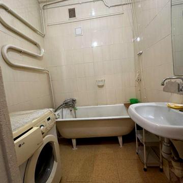 Продаж 3к Квартира Соборна вулиця