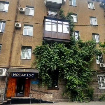Старопортофранківська вул., 105