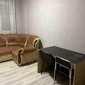 Магістральна вул., 33