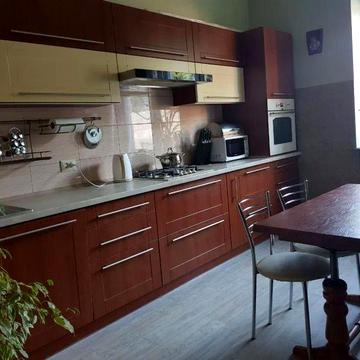 Продається двокімнатна квартира у Львові