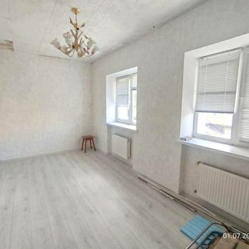 Продається 2х кімнатна квартира 38м².. 2поверх. Р-н Медучилища