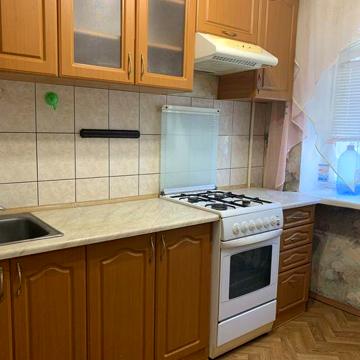 2 кім р-н кінетеатру Юність 2/5 цег ,окремі кімнати