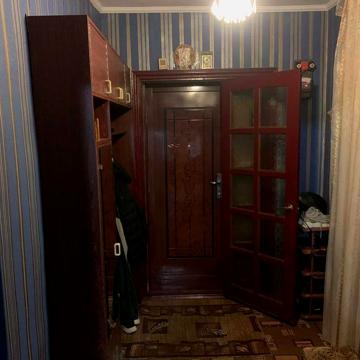 Здам пів будинку район 4 школа
