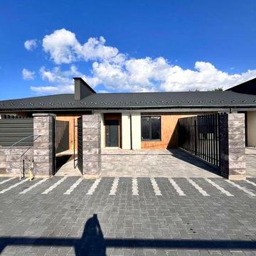 Таунхаус в передмісті Києва