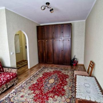 Бориса Гмирі вул., 20