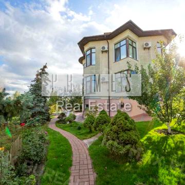вул. Трубіжська, 4