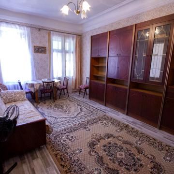 Новосельського вул., 97