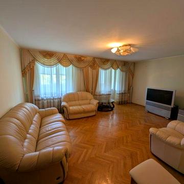 Продаю 3 кім квартиру в центрі міста