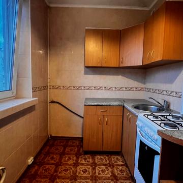 Дмитра Антоновича бульв., 6