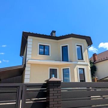 Продається будинок у двох рівнях