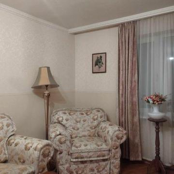 Без комісії. Печерськ, Рибальська 8, метро Печерська, Арсенальна.