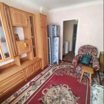 Сдам изолированную гостинку Харьковских дивизий 17/2