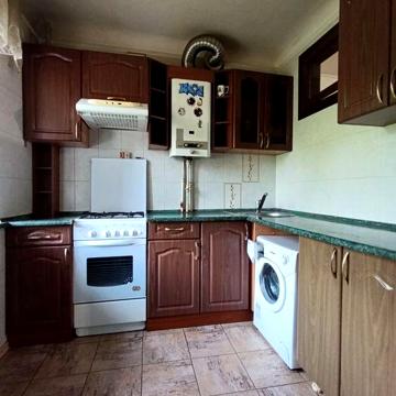 Сдам 3х к.кв. за Гольберовской церковью, закрытый двор.