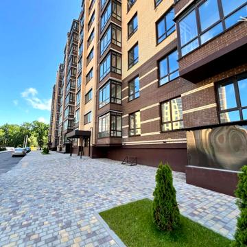 Любецька вул., 110