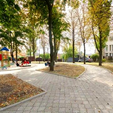 Дмитра Дорошенка вул. (Чигоріна), 9