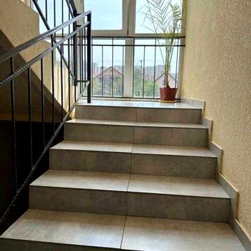 Продам 1-кімнатну квартиру з новим ремом та АГВ, Червоний Хутір