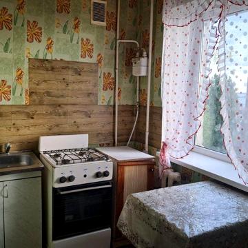 Сдаётся своя без комиссии 1 к/к Соляные ост.Школьная