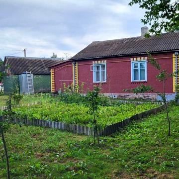 Продаж 4к Дім Тиха вулиця