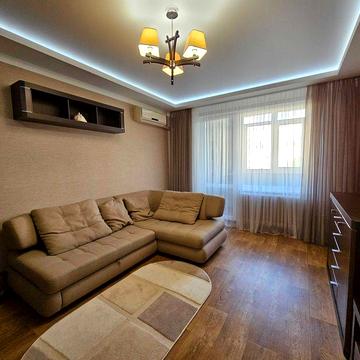 Трёхкомнатная квартира на Макулане, микрорайон Всебратское-2