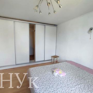 Ківерцівська вул., 1
