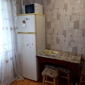 Здається 2 кімнатна кв-ра на Русанівці