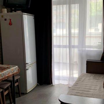 Двохкімнатна в новобудові біля метро