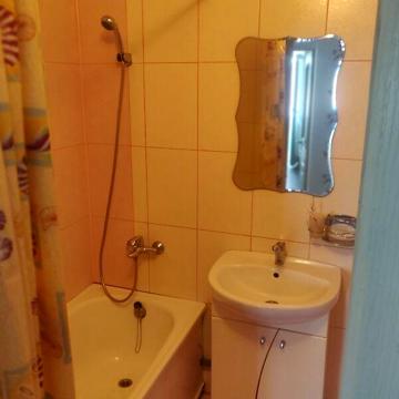 Продаж 2к Квартира Шкільна вулиця