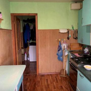 Продаж 3к Квартира Холодильна вулиця