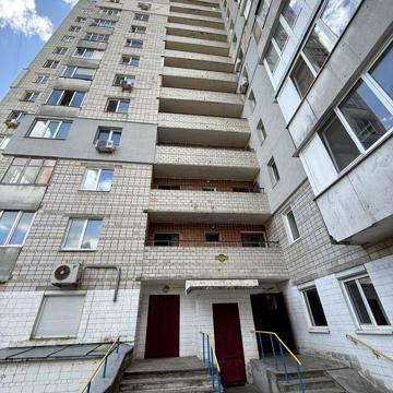 Центр міста.Продаж 3 кімнатноі квартири . Вул .Ярослава Мцдрого 62