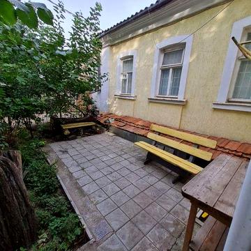 Продаж 2 кімнатний будинок Фасад, Центр