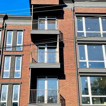 СУЧАСНА 2-кімнатна квартира на вул. Шухевича $70000