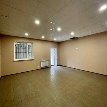 Найнища ціна на двокімнатну квартиру з ремонтом.