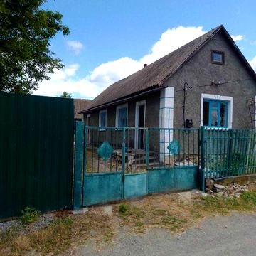 Продам будинок в Сутисках з ділянкою 27с. 5827