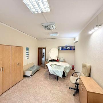 Антоновича вул. (Горького), 72