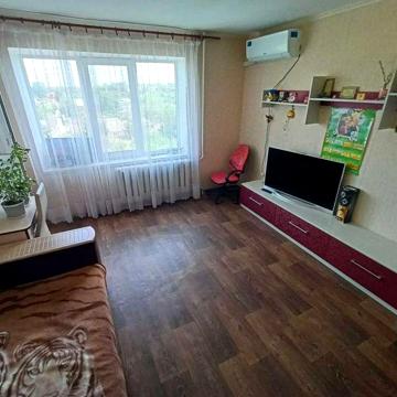Продаж 2к покращенки на Мотелі середній поверх