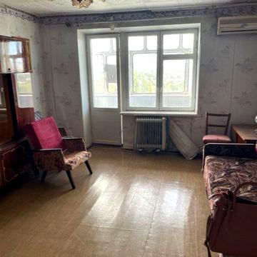 ТЕРМІНОВО продам 3-х кімнатну квартиру на Ворошилівці