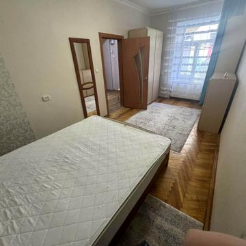 Пантелеймона Куліша вул., 22