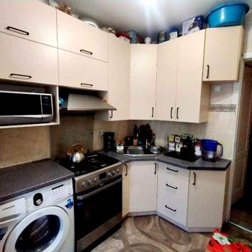 Срочно продам 2х комн. Одесская 3/5 в отличном ж/состоянии