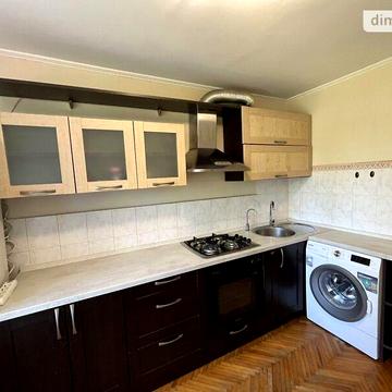 Продаж 3к Квартира Миру вулиця