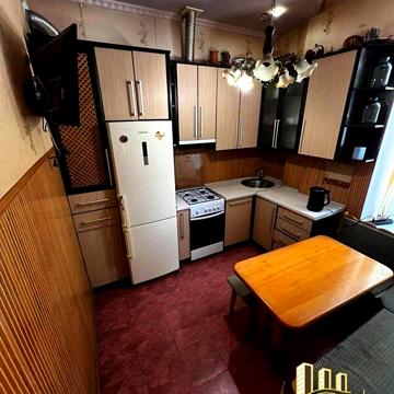 Довгострокова оренда 2к Квартира Грушевського Михайла вулиця
