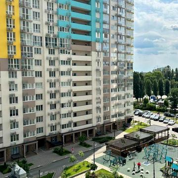 Академіка Заболотного вул., 15-г