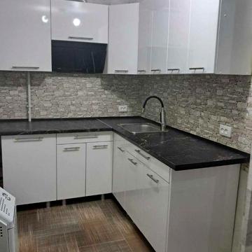 Продам 1-комн.квартиру. Новый евроремонт (никто не жил). АГО