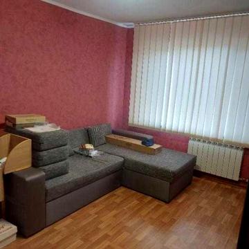 Продам 2 из квартиру,м Армейская ,Московский проспект