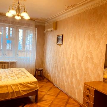 Золотоустівська вул., 44/22