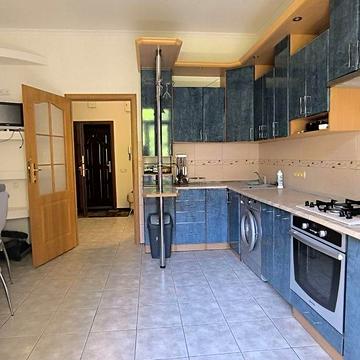 4-кімнатна квартира, 111 м², вул. Сахарова / Кн. Ольги

Квартира в буд