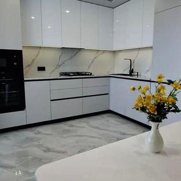 Продаж 2к квартири 71 кв. м на вул. Курбаса Леся