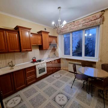 Тбіліська вул., 21