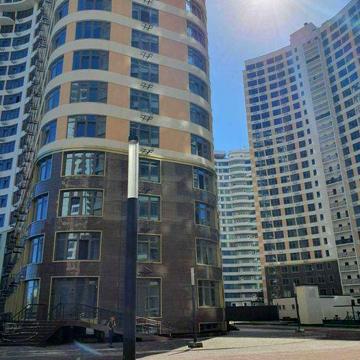 У продажу квартира в ЖК 45 Перлина, вул. Каманіна, ЖК 45 Перлина