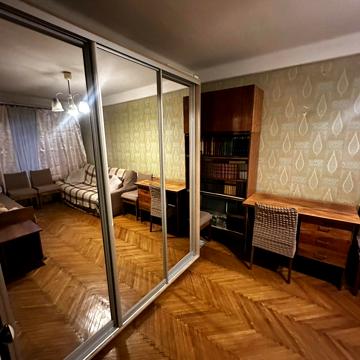 Лесі Українки бульв., 20/22